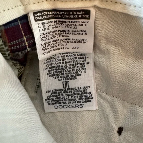 Dockers Classic Fit Flat Front Preppy Plaid Shorts Size 30 NWT - Picture 10 of 10